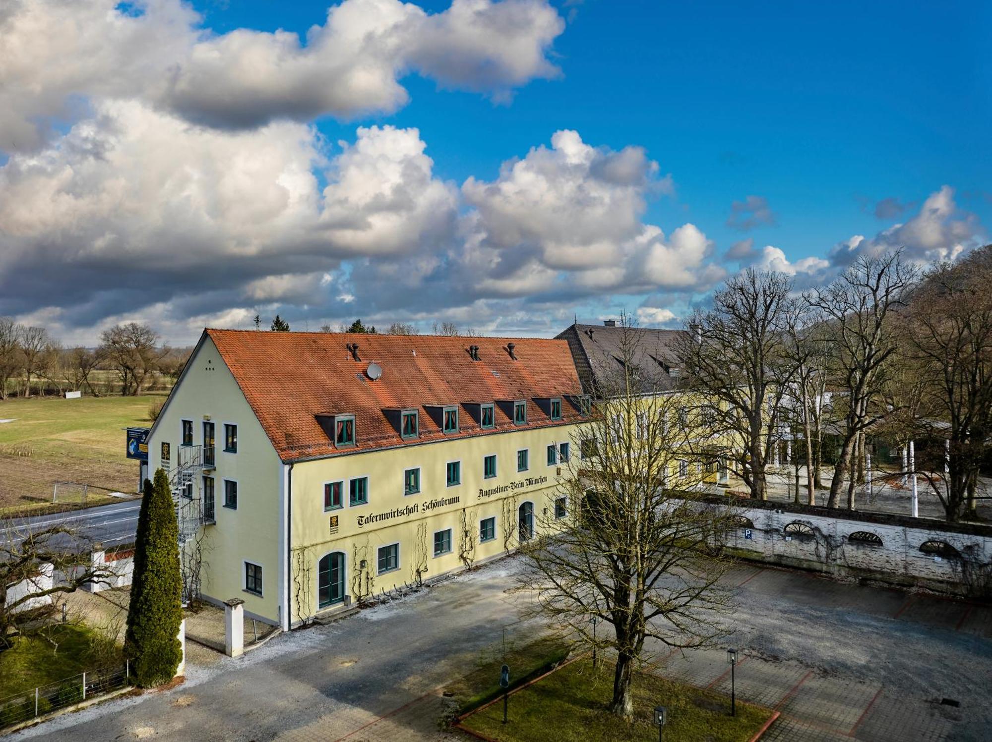 Tafernwirtschaft Hotel Schoenbrunn Landshut Exteriör bild